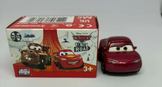 Cars mini racer autíčko mini, disney, pixar, Disney Pixar Cars Mini Racers Natalie Certain 2023/8